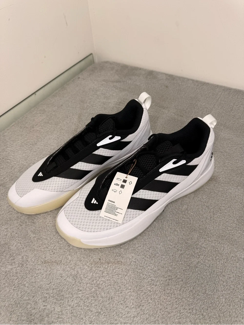 Adidas Subzone Basketball Shoes Men’s Size 13 White Black Gum Sole Sneakers NWT